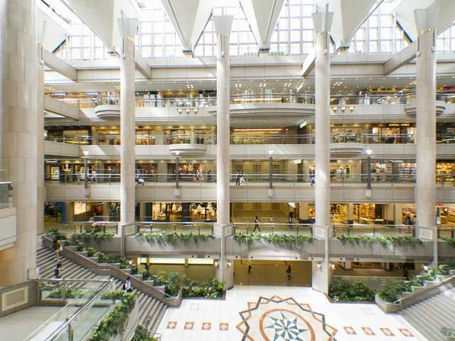 横浜ランドマークタワー