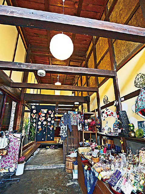 築120年の町家でほっこり「寺子屋」