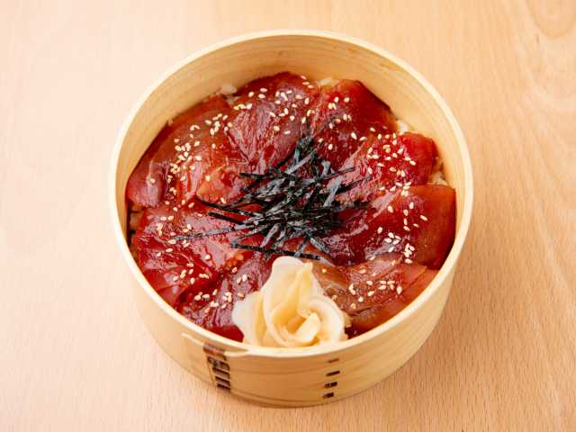 【志摩エリアからひと足のばして観光】季節の魚介や地元の魚介を味わう「海老丸」