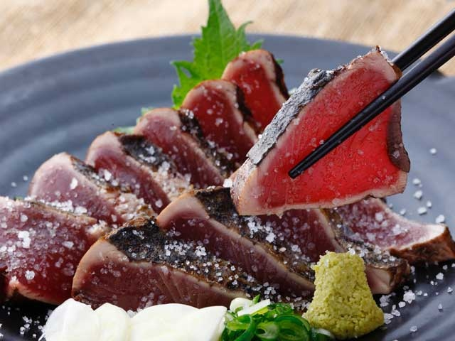 藁焼き鰹たたき 明神丸 ひろめ店