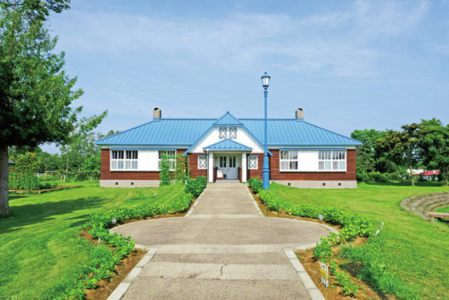 【十勝の絶景×アート】何もかもが豆! ポップなおうち「中札内村豆資料館 ビーンズ邸」