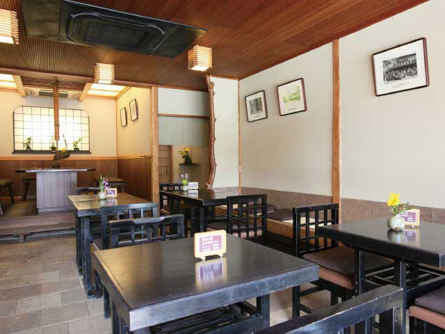 懐かしい雰囲気が魅力「文珠荘 勘七茶屋」