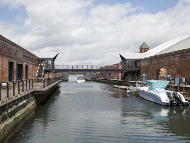 金森赤レンガ倉庫