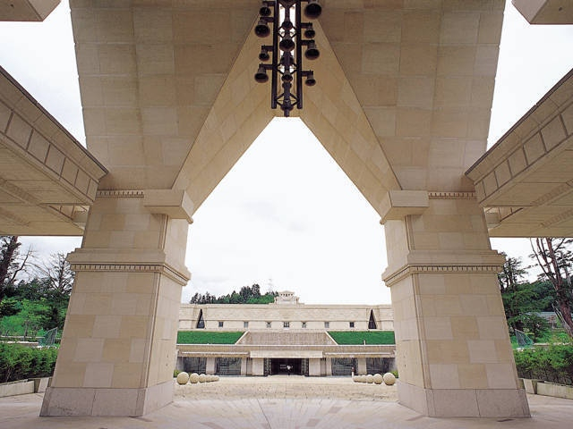 光ミュージアム