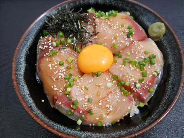 海鮮食堂じゃこや