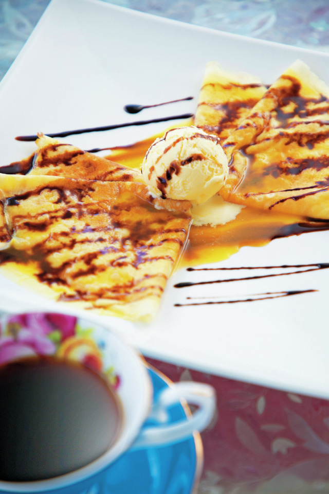 津軽海峡を望むカフェ&ギャラリー「cafe 海と硝子」