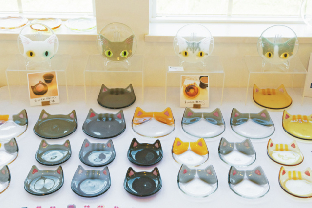 津軽海峡を望むカフェ&ギャラリー「cafe 海と硝子」