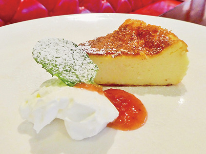 【十勝×チーズ料理】十勝産10種の野菜とラクレットチーズ3種を食べ比べ「チーズカフェ バイ ミリオンサンテ 藤丸店」