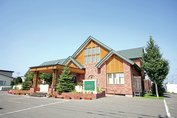 【十勝×スイーツ】三方六の柳月オリジナルパフェが人気「柳月トスカチーナ店」