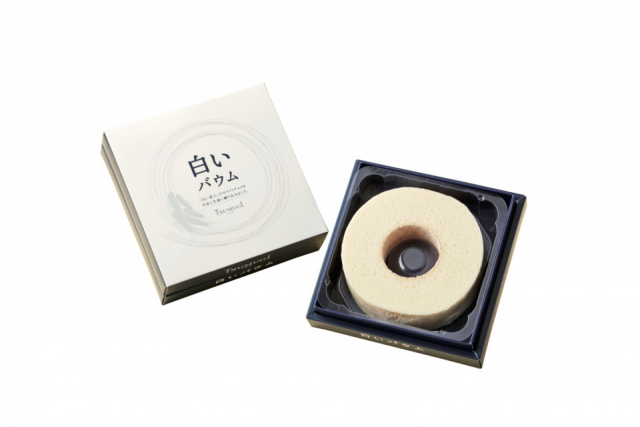 【北海道土産×ISHIYA】白いバウムTSUMUGI(つむぎ)