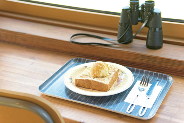 【十勝×カフェ】日高山脈が見える丘に建つ畑に囲まれた一軒家カフェ「パンカフェ しんしん」