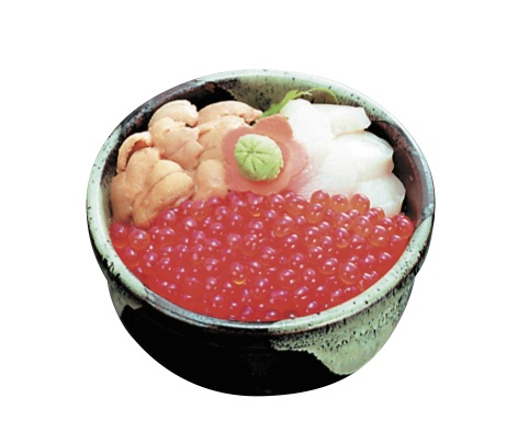 名物ネタが3種類入る定番メニュー!「すずや食堂」