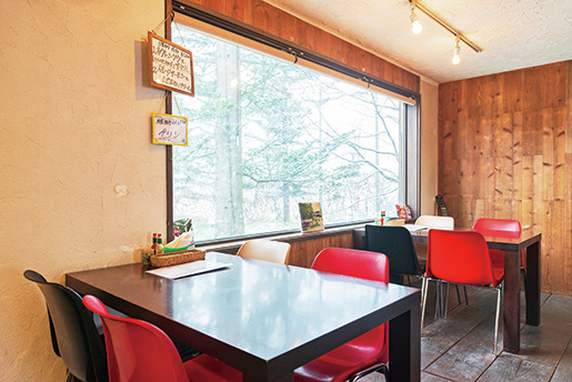 【十勝×チーズ料理】さらべつチーズ工房の極上チーズ使用石釜で焼き上げる本格派ピッツァ「ピッツェリア Tuka」