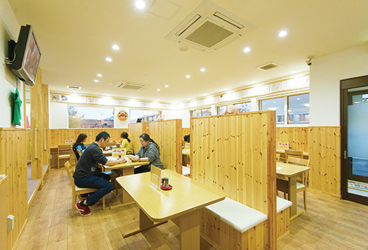 ぶた丼のとん田