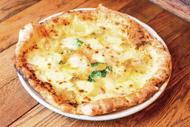 【十勝×チーズ料理】さらべつチーズ工房の極上チーズ使用石釜で焼き上げる本格派ピッツァ「ピッツェリア Tuka」