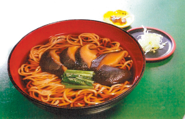 あれこれ欲ばりに味わえる「修善寺そば処 四季紙」