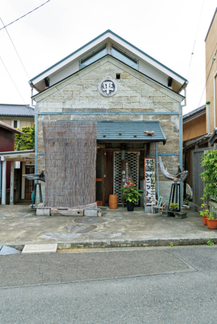 【西伊豆・松崎×観光⑧】松崎港前でのんびり営業するカフェ「喫茶&ギャラリー 丸平」