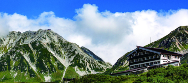 大自然のパノラマが出迎えるとっておきの絶景宿「立山高原ホテル」