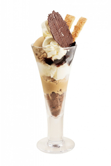 【札幌の道産ブランドパフェ】雪印パーラー本店