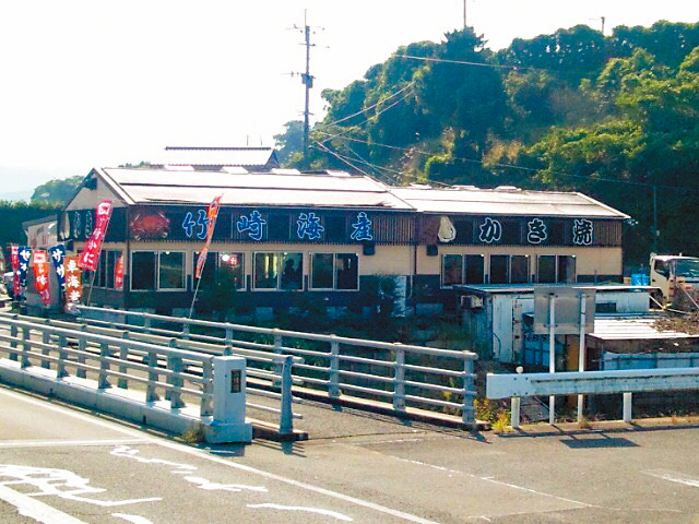 【佐賀グルメ×竹崎のカキ&カニ】自家製の大粒カキは海のエキスがたっぷり「竹崎海産」