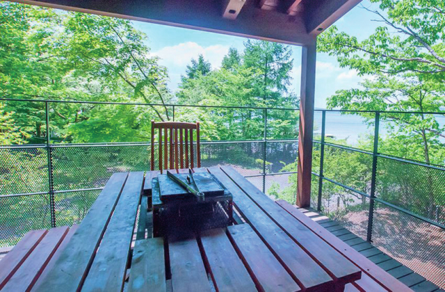 【関東周辺×コテージキャンプ】小田急山中湖フォレストコテージ〈山梨県・山中湖〉