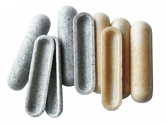 【富山みやげ×お菓子】最中の皮屋のもなか