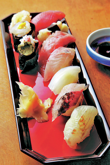 旬の恵みを詰め込んだ10寛 富山湾鮨