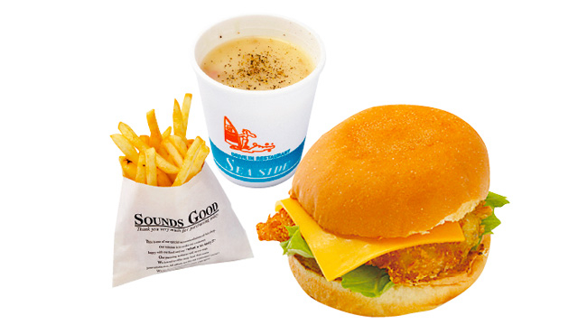 【沖縄のおすすめステーキの店】ガーリックの香りが広がるアツアツのステーキ「シーサイドドライブイン」