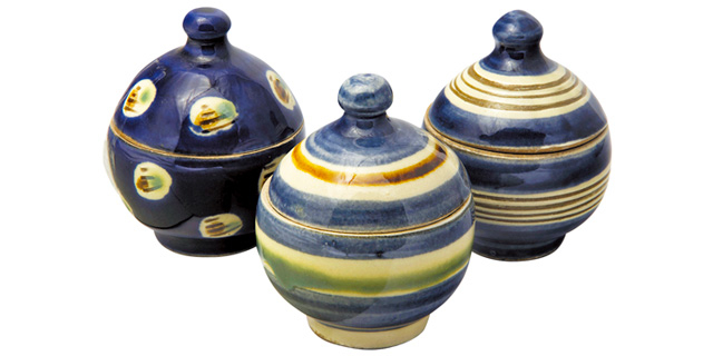 壺屋焼を継ぐ味わいのある器「ギャラリーうつわ家」