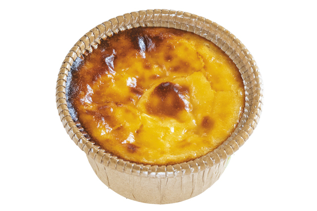 【熱海の駅前商店街&駅チカの食べ歩きスポット】熱海ミルチーズ