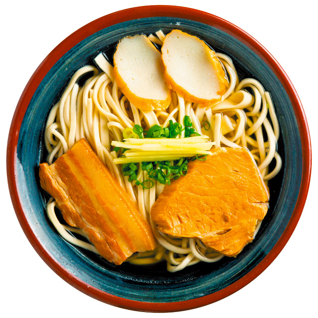 コシの強い自家製麺が決め手「首里そば」