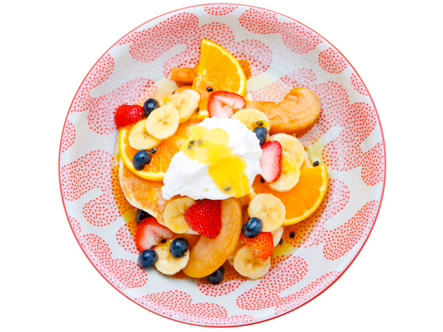体が目覚めるフルーティーなパンケーキ「C&C BREAKFASTOKINAWA」