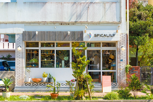 一点もののアクセサリーが充実「Spicalily」