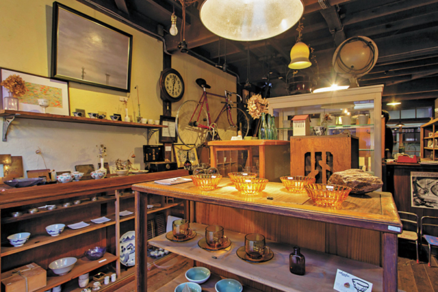 普段使いできるシンプルな器たち「akashu」