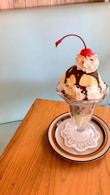 Yes!!! PICNIC PARLOR