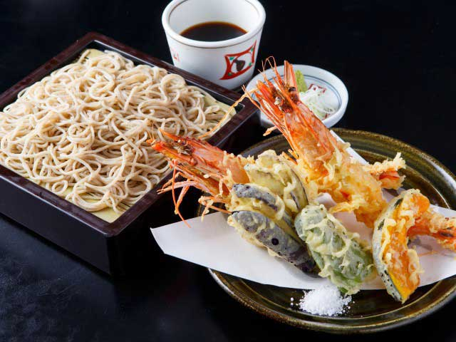 洋食だけじゃない!絶品そばを堪能