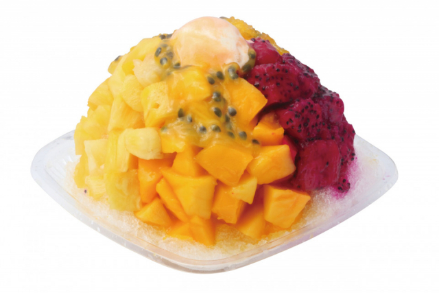 2~3人でシェアして食べたい特大かき氷「琉冰 おんなの駅店」