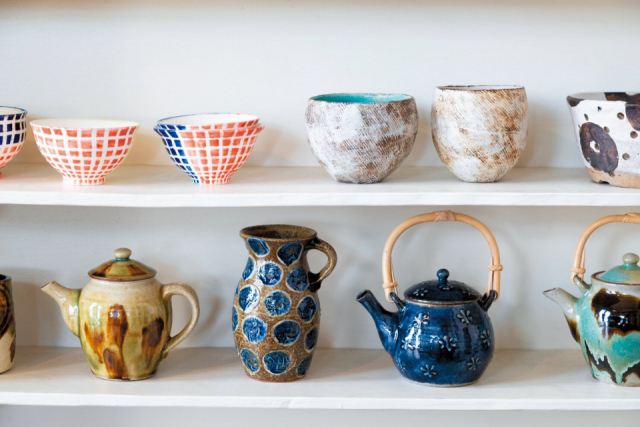県内作家のハイセンスな器が充実「mofgmona no zakka」