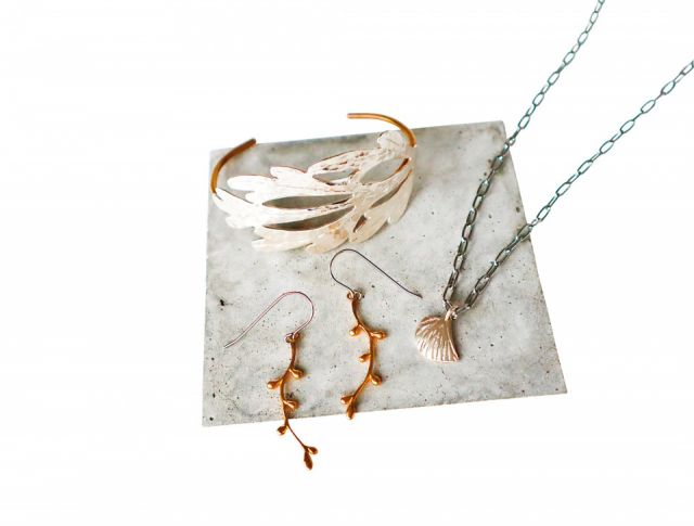 手仕事が光るジュエリー「réunir」