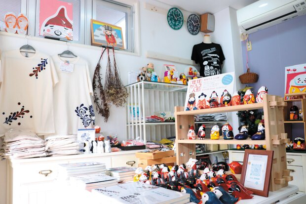 クリエイターとのコラボが好評「feliz」