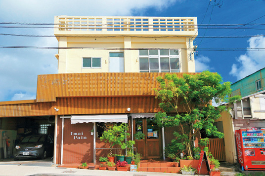 地元で愛される人気店「いまいパン」