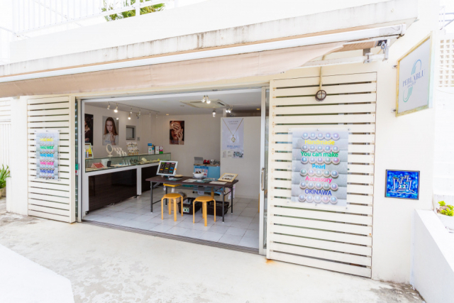 【ウミカジテラスのショッピングスポット第2位】ジュエリーショップ「PERLABLU」