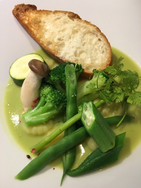 【ペリーロード観光】 料理もお店も手づくりの温かさ「Flamme Jacque Cafe」