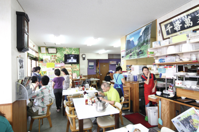 【沖縄の食堂オススメはココ】高良食堂