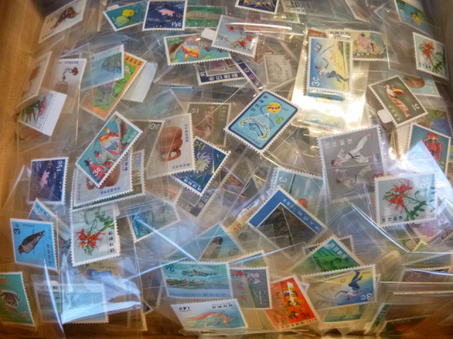 【那覇・裏国際通り×浮島通り】お宝探し気分で日米の雑貨をチェック「じーさーかす」