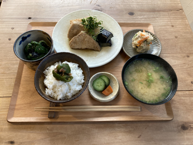 野菜のおいしさが実感できる定食の店「ふくみつ」