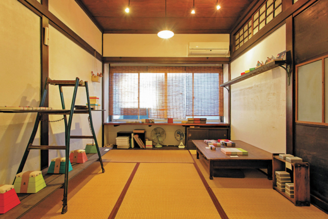 ユニークでかわいい箱たち「ハコヲツム」