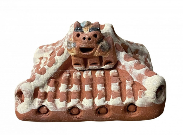 沖縄の工芸品を幅広く扱う「琉球民芸ギャラリー鍵石 久茂地店」