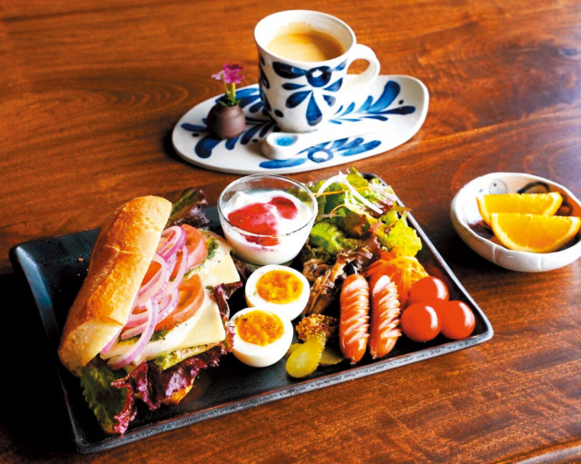 カフェ土花土花