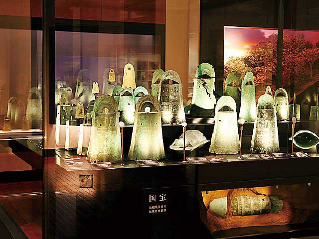 【出雲エリアのおすすめ観光スポット】ダイナミックな展示と貴重な資料で、島根の歴史や文化を知る「島根県立古代出雲歴史博物館」